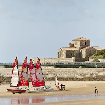 Face A La Avec Balcon, Garage Prive Et Equipements Modernes - - Fr-1-92-624 Apartament