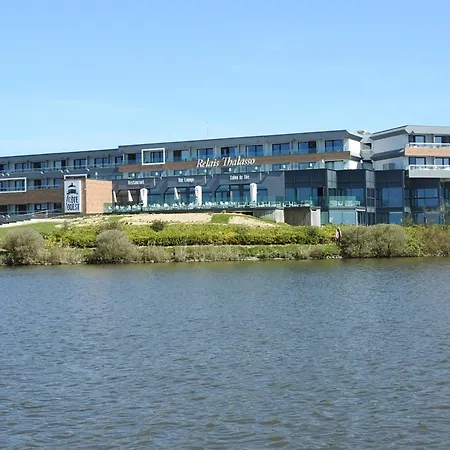 Face A La Avec Balcon, Garage Prive Et Equipements Modernes - - Fr-1-92-624