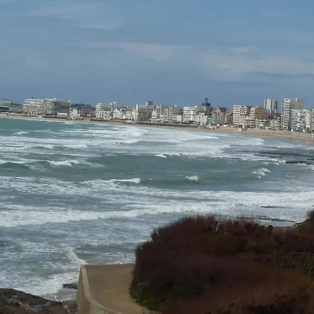 Face A La Avec Balcon, Garage Prive Et Equipements Modernes - - Fr-1-92-624 * Les Sables-dʼOlonne